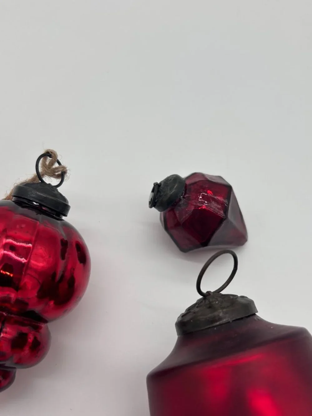 4 Vintage Kugel Style Glass Ribbed Teardrop Christmas Ornaments Red